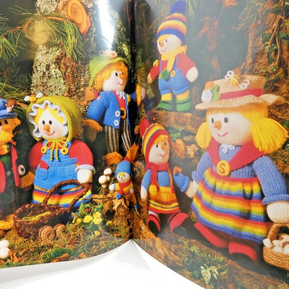 Jean Greenhowe's Knit Dolls Pattern Book Scarecrows Double Knit DIY Vintage 1988 - Picture 5 of 9